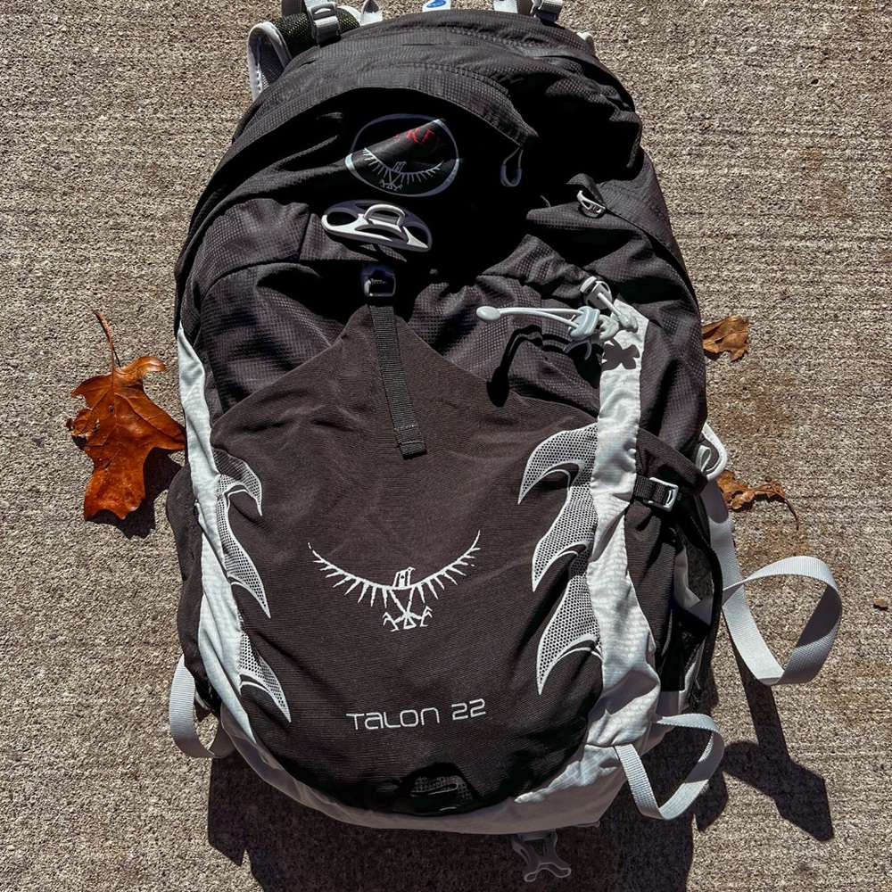 Osprey Talon 22 Black and Gray Backpack